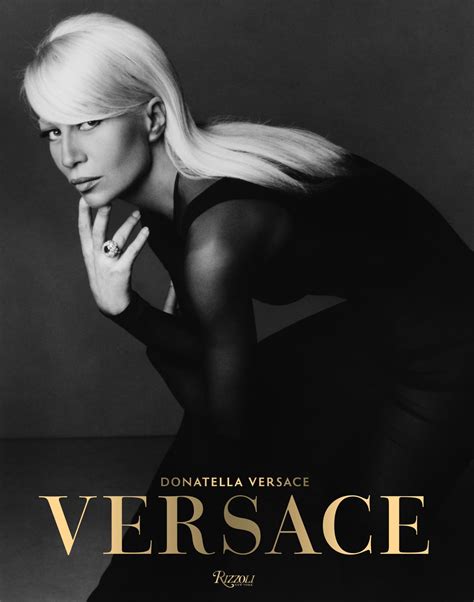 cover elulaee donatella versace|donatella versace blonde.